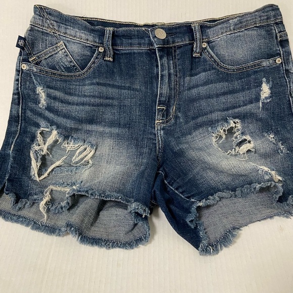 RRR Republic jeans shorts women’s size 12 distressed - Picture 4 of 7